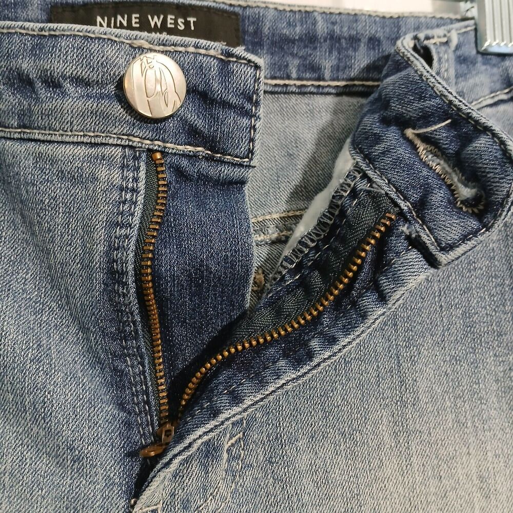 Nine West West End Fit Crop Women 12 Blue Cuffed Mid Rise Jeans - Picture 5 of 13